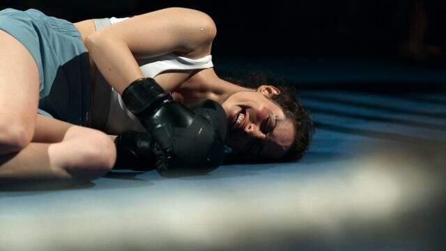 Aşkımızın Son Tekmesi filmi konusu! Aşkımızın Son Tekmesi oyuncuları ve fragmanı