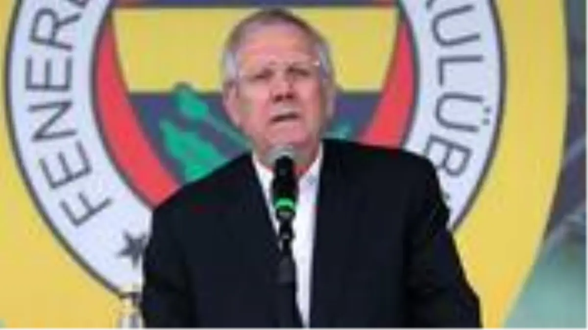 Aziz Yıldırım 1907 Derneği ve Fenerbahçe Üniversitesi heyetinden istifa etti