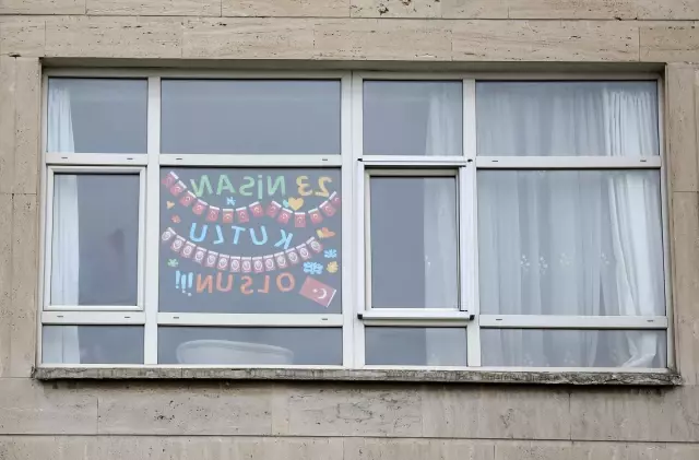 Başkentte evler 23 Nisan için bayraklarla süslendi haberi fotografı