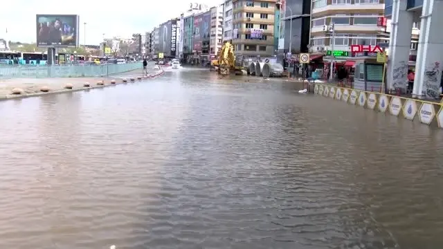 KADIKÖY'DE YOLLAR GÖLE DÖNDÜ - 3