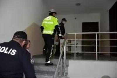 Marmaris polisinden gelecekteki meslektaşları için sürpriz pasta Marmaris polisinden gelecekteki meslektaşları için sürpriz pasta