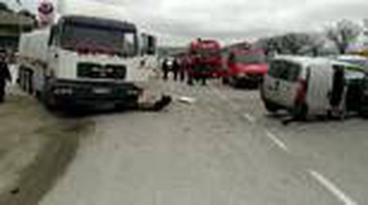 Trafik kazası: 2 yaralı