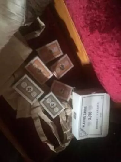 Yalova'da kumar oynayan 7 kişiye 29 bin 400 lira ceza kesildi Yalova'da kumar oynayan 7 kişiye 29 bin 400 lira ceza kesildi