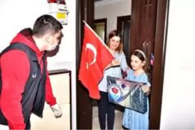 23 Nisan sabahına süprizle uyandılar 23 Nisan sabahına süprizle uyandılar