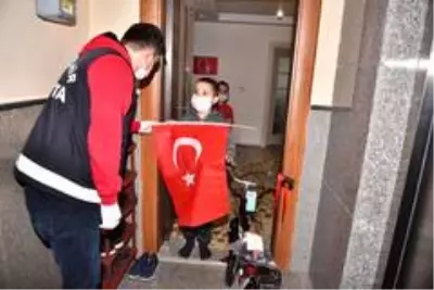 23 Nisan sabahına süprizle uyandılar 23 Nisan sabahına süprizle uyandılar