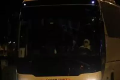 Almanya'dan getirilen 279 Türk vatandaşı ile 50 Alman uyruklu yolcu karantinaya alındı Almanya'dan getirilen 279 Türk vatandaşı ile 50 Alman uyruklu yolcu karantinaya alındı