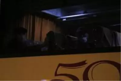 Almanya'dan getirilen 279 Türk vatandaşı ile 50 Alman uyruklu yolcu karantinaya alındı Almanya'dan getirilen 279 Türk vatandaşı ile 50 Alman uyruklu yolcu karantinaya alındı
