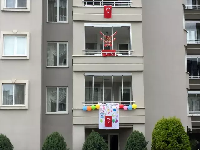 Çarşamba�da evler 23 Nisan için süslendi haberi fotografı, fotografları