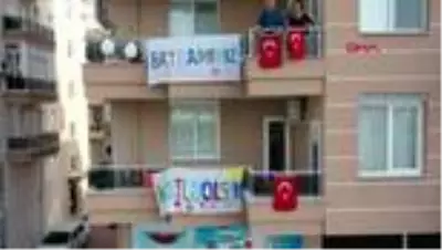 Çocuklarına bayramı apartmanda yaşattılar Çocuklarına bayramı apartmanda yaşattılar