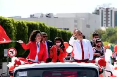 İş makineli konvoyla 23 Nisan coşkusu
