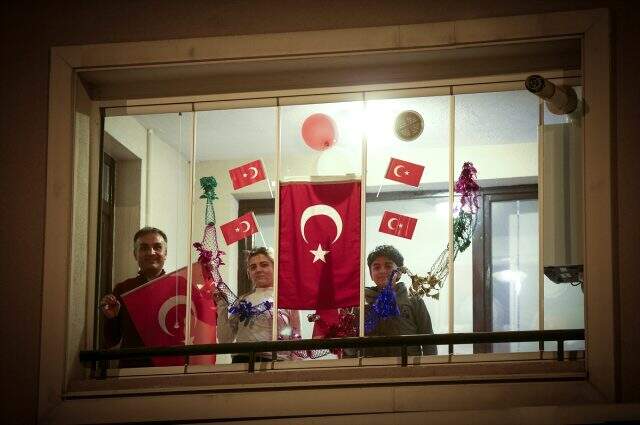 Milyonlar hep bir ağızdan İstiklâl Marşımızı söyledi! İşte il il tüm kutlamalar