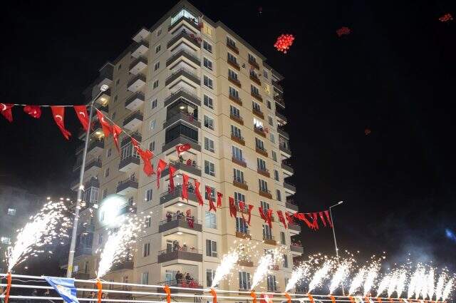 Milyonlar hep bir ağızdan İstiklâl Marşımızı söyledi! İşte il il tüm kutlamalar
