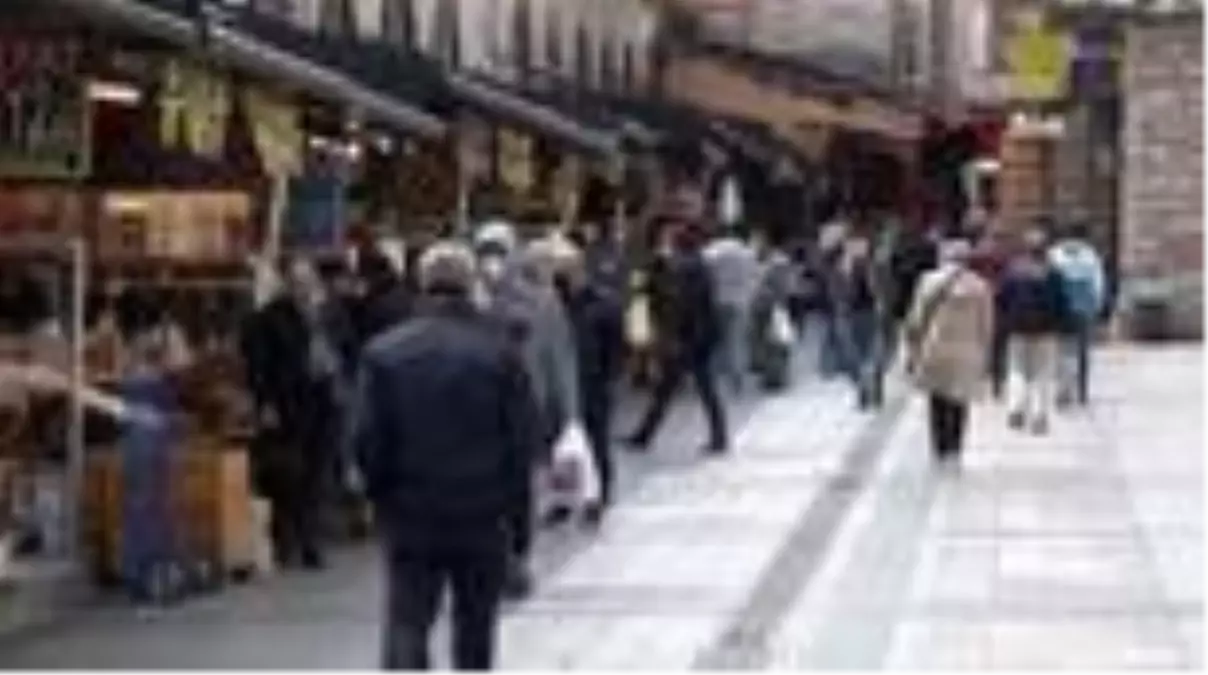 Ramazan öncesinde Eminönü boş kaldı