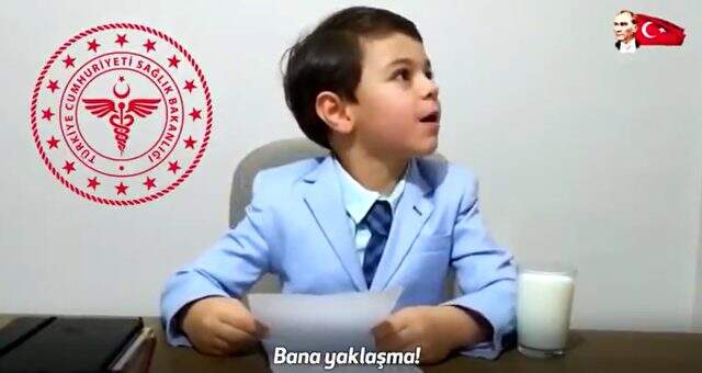 Sağlık Bakanı Fahrettin Koca'dan gülümseten 23 Nisan paylaşımı