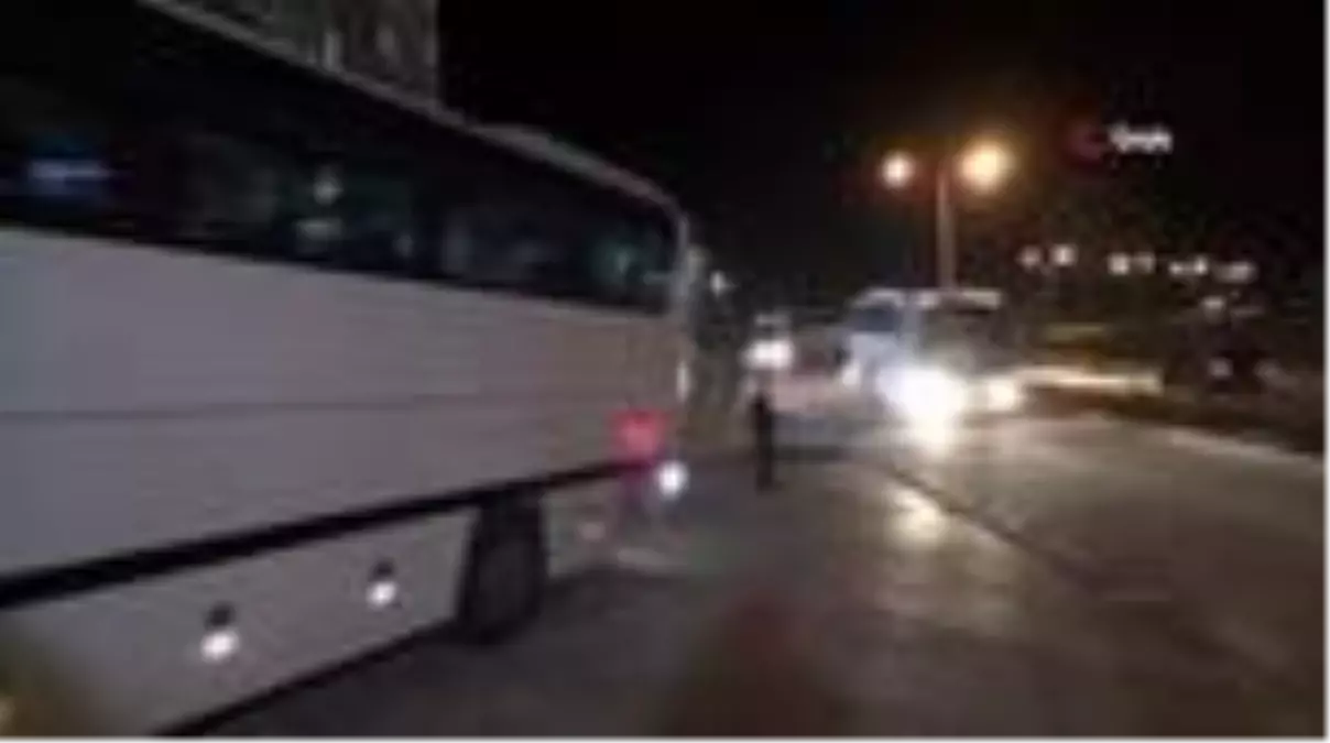Sırbistan'dan getirilen 94 Türk vatandaşı Kütahya'da yurtlara yerleştirildi