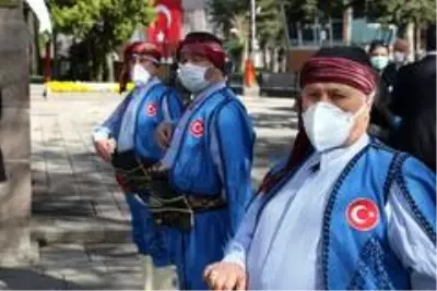 TBMM'nin açılışının 100. yılında Birinci Mecliste tören düzenlendi TBMM'nin açılışının 100. yılında Birinci Mecliste tören düzenlendi