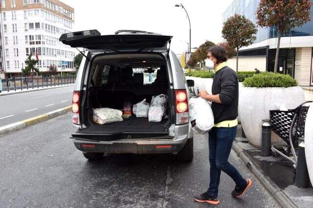 Yeni aşkıyla görüntülenen Birce Akalay, sevgilisi görüntülenmesi diye her türlü taktiği denedi