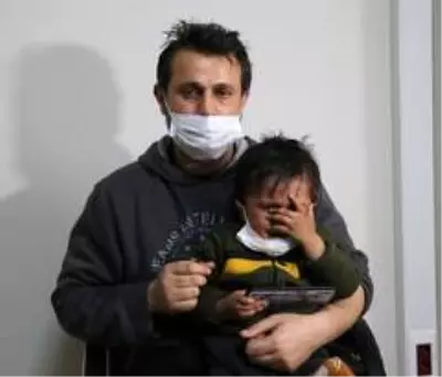 Sunar, Palandökenli çocukların 23Nisan coşkusunu paylaştı Sunar, Palandökenli çocukların 23Nisan coşkusunu paylaştı