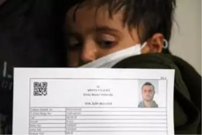 Sunar, Palandökenli çocukların 23Nisan coşkusunu paylaştı Sunar, Palandökenli çocukların 23Nisan coşkusunu paylaştı