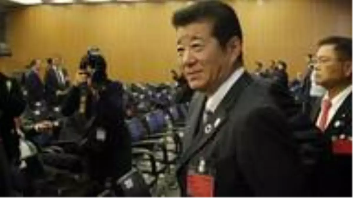 Covid-19: Japon belediye başkanının 'kadınlar alışverişte çok vakit harcıyor' yorumu tepki çekti