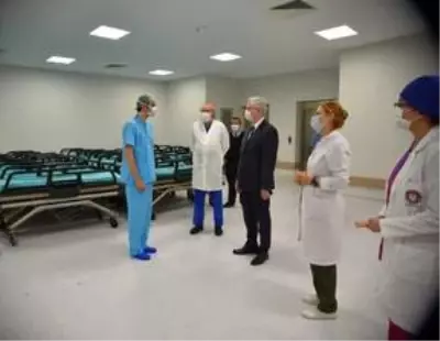 ÇÜ'de 35 odalı yeni ameliyathane hizmete girdi