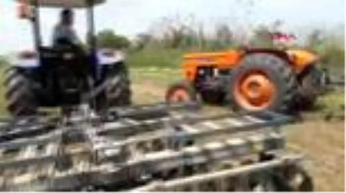 Atçalı çiftçiler üretime devam eriyor