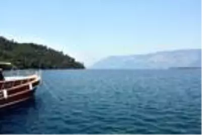 Gelibolu Adası, 22 hissedarın ortak kararıyla 15 milyon dolara satışa çıkartıldı.