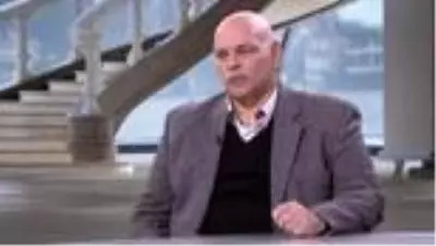 Rasim Öztekin, İsmail Dümbüllü'nün kavuğunu bu yıl devredecek Rasim Öztekin, İsmail Dümbüllü'nün kavuğunu bu yıl devredecek