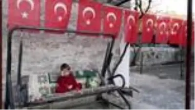 BALIKESİR 6 yaşındaki Recep Tayyip Erdoğan’a, jandarmadan doğum günü pastası