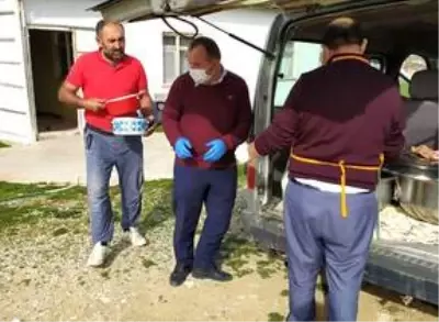 Doğankent Belediyesi'nden dar gelirli ailelere iftar yemeği Doğankent Belediyesi'nden dar gelirli ailelere iftar yemeği