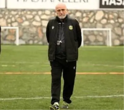 Hikmet Karaman'dan lige başlama kararına tepki Hikmet Karaman'dan lige başlama kararına tepki