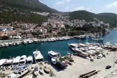 Kaş ile Meis kardeşliğine yıllar sonra 'salgın' arası Kaş ile Meis kardeşliğine yıllar sonra 'salgın' arası