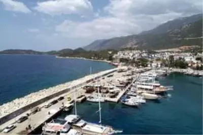 Kaş ile Meis kardeşliğine yıllar sonra 'salgın' arası Kaş ile Meis kardeşliğine yıllar sonra 'salgın' arası