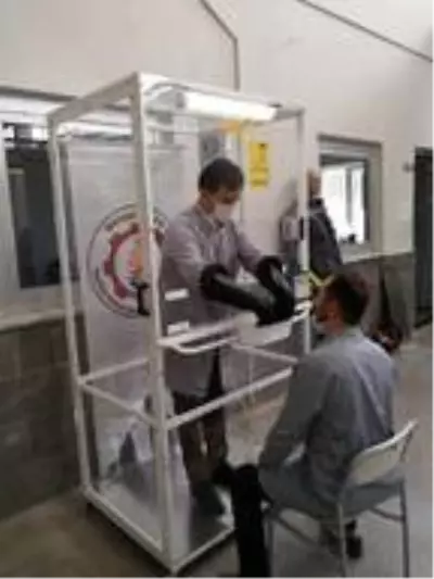 Konya'da öğretmenler, 'İzole Numune Alma Ünitesi'ni üretti