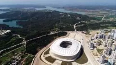 Yeni stadın koltuk rengi için Vali Sonel de devrede Yeni stadın koltuk rengi için Vali Sonel de devrede