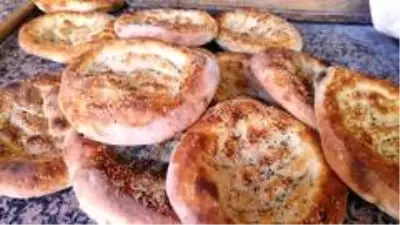 Ayvalık'ta pide 2 lira 50 kuruş