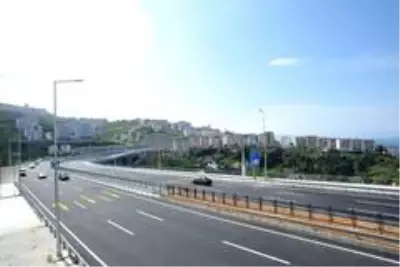 Başkan Zorluoğlu'ndan Cumhurbaşkanı Erdoğan'a Kanuni Bulvarı teşekkürü Başkan Zorluoğlu'ndan Cumhurbaşkanı Erdoğan'a Kanuni Bulvarı teşekkürü