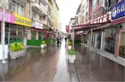 Dükkanları kapalı olan esnaf belediyeye teşekkür etti