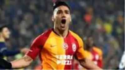 Falcao'nun menajerinden transfer açıklaması: Galatasaray'dan ayrılmayacak Falcao'nun menajerinden transfer açıklaması: Galatasaray'dan ayrılmayacak