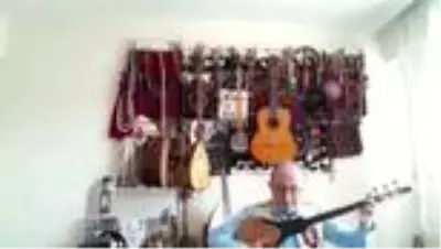 Müzik öğretmeninden Evde Kal Türkiyem şarkısı