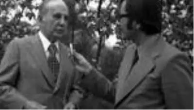 Türk müziğinde ilk solo konsere imza atan sanatçı: Münir Nurettin Selçuk Türk müziğinde ilk solo konsere imza atan sanatçı: Münir Nurettin Selçuk