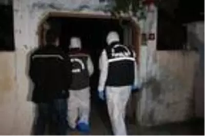 Yalnız yaşadığı evde ölü bulundu Yalnız yaşadığı evde ölü bulundu