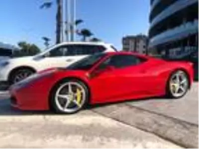 Bin liralık yardıma başvuran Ferrari sahibi merak konusu oldu