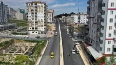 Büyükşehir asfalt sezonunu açtı Büyükşehir asfalt sezonunu açtı