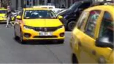 UBER'DEN SAĞLIK ÇALIŞANLARINA ÖZEL ÜCRETSİZ TİCARİ TAKSİ HİZMETİ UBER'DEN SAĞLIK ÇALIŞANLARINA ÖZEL ÜCRETSİZ TİCARİ TAKSİ HİZMETİ