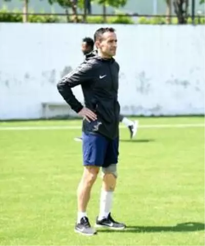 Ampute Milli Futbol Takımı Teknik Direktörü Osman Çakmak, Denizli'de çalışmalara başladı Ampute Milli Futbol Takımı Teknik Direktörü Osman Çakmak, Denizli'de çalışmalara başladı
