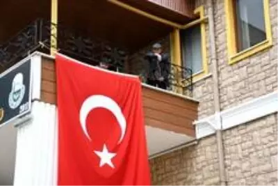 Huzurevinde sosyal mesafeli eğlence