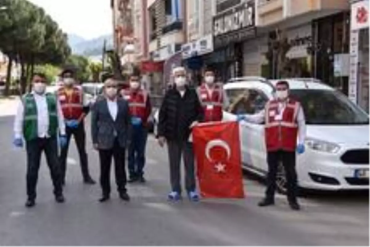 Salihli'de bin kişiye vefa desteği