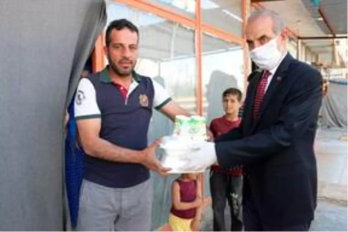 Akçakale'de 500 aileye iftar yemeği