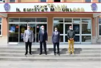 Aydın İl Milli Eğitim'den polislere 400 siperlikli başlık Aydın İl Milli Eğitim'den polislere 400 siperlikli başlık